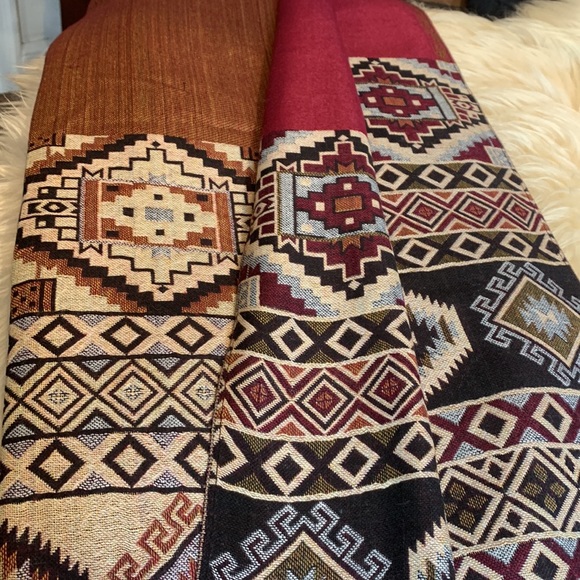 Thick shawl or scarf, heavier and warmer - Picture 8 of 11